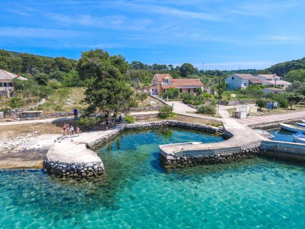 På billedet ses objektet Beachfront Holiday House Zita beliggende i byen Brgulje.