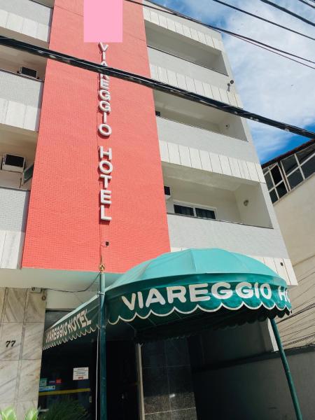 A la foto es mostra l'objecte Viareggio H situat a la ciutat de Niterói.