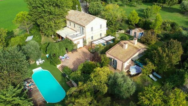 Casali Marchigiani - Ville Vacanza Private Con Piscina, Giardino E Vista Panoramica - Jesi