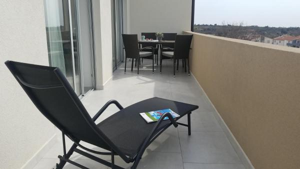 Apartment Janja - Ližnjan