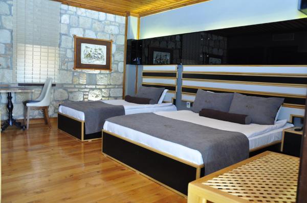 A la foto es mostra l'objecte Kosa boutique hotel situat a la ciutat de Antalya.