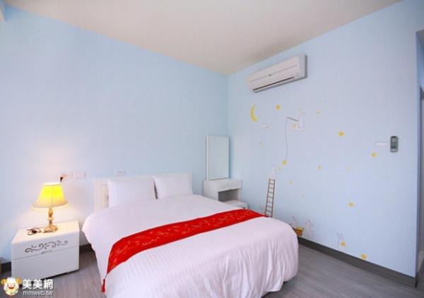 Habitación Doble con balcón — 10 m² - 大嫂的家