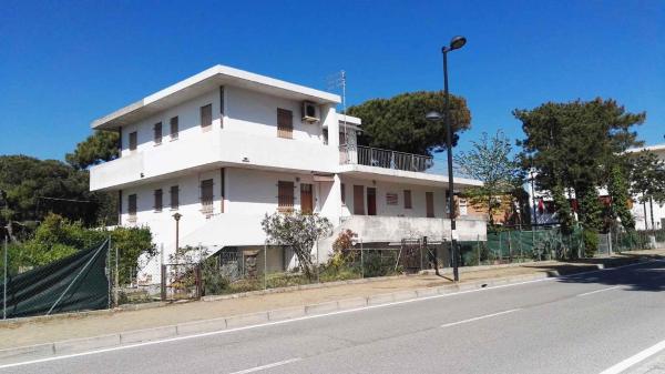 På billedet ses objektet Apartment in Rosolina Mare 33096 beliggende i byen Rosolina Mare.