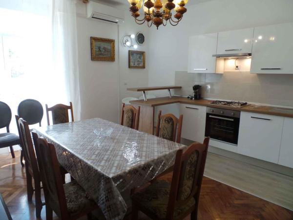 Apartment Villa Paula Near Archaeological Museum 27901 - Pula