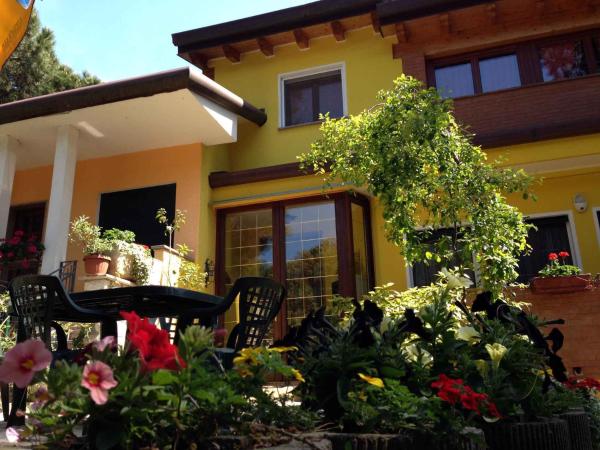 写真にはDeserto市にあるTwo-Bedroom Apartment in Rosolina Mare - Venetien 25037が写っています。