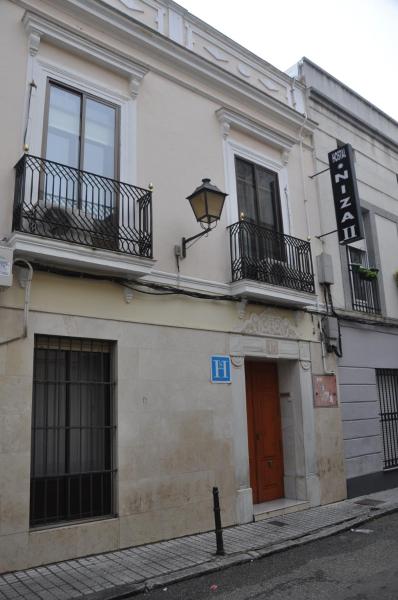 På billedet ses objektet Hostal Niza beliggende i byen Badajoz.