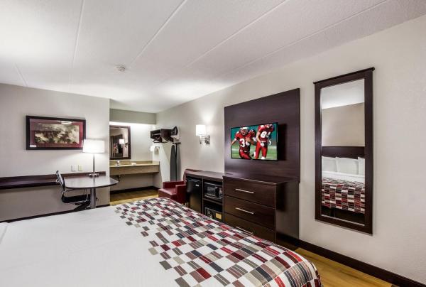 Auf dem Foto ist das Objekt Red Roof Inn Lexington in der Stadt Paris zu sehen.