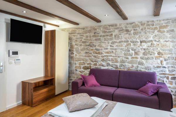 Foto 8: 2 - luxury studio with terrace in heart of Split