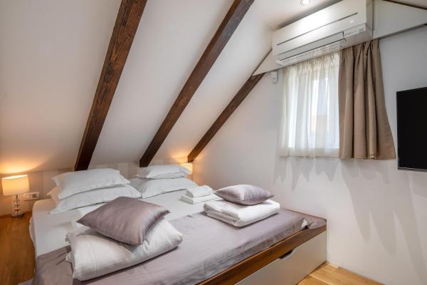 Φωτογραφία 7: d - beautiful studio in the heart of Split