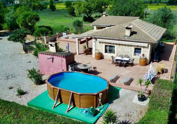 A la foto es mostra l'objecte Finca Can Titos - Cara Rural en Mallorca situat a la ciutat de Llucmajor.