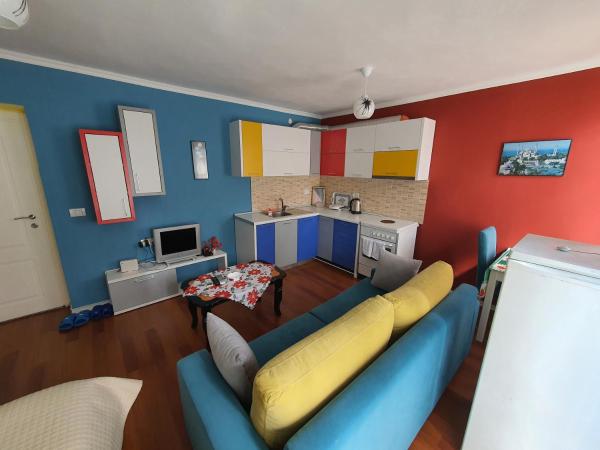 På bilden syns objektet My Apartment Polican som ligger i staden Ujanik.