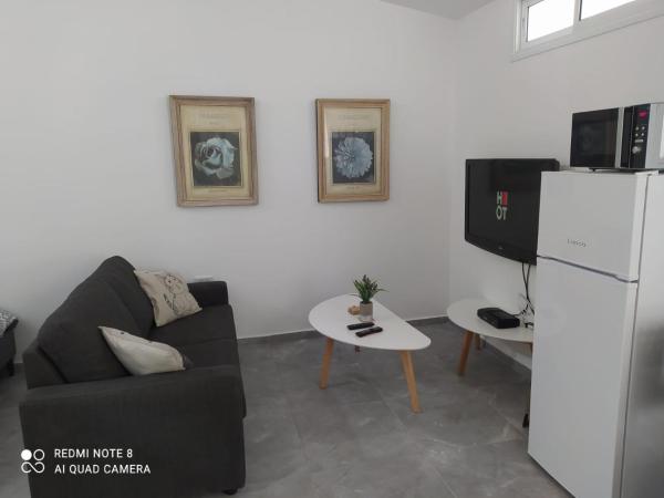 På billedet ses objektet Eilat vacation studio סטודיו נופש באילת beliggende i byen Eilat.