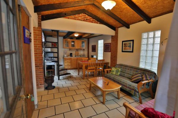 På bildet vises objektet Majikal B&B - Cabañita som ligger i byen Cholula.