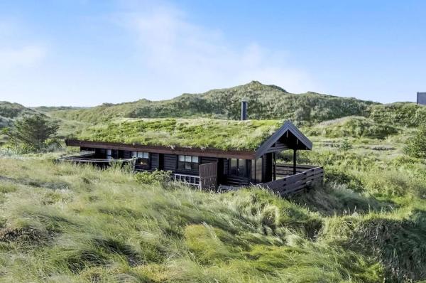 Op de foto is het object Cozy house with stunning sea views te zien, gelegen in de stad Pandrup.