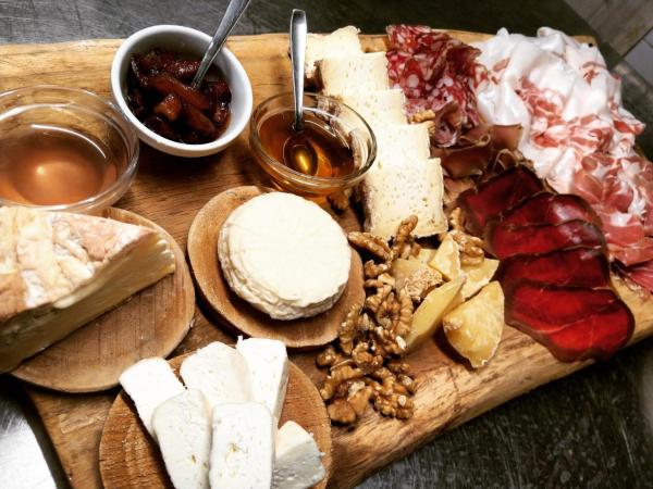 På billedet ses objektet Agriturismo di Charme e Ristorante Stallato Il Filo di Paglia beliggende i byen Ziona.