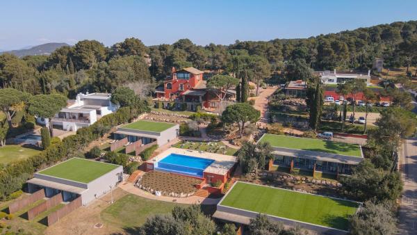 På billedet ses objektet Mas Ses Vinyes - Adults Only beliggende i byen Begur.