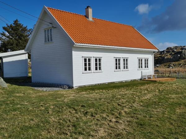 Kuvassa näkyy kohde Utsira Overnatting - Kvalvik, joka sijaitsee kaupungissa Utsira.