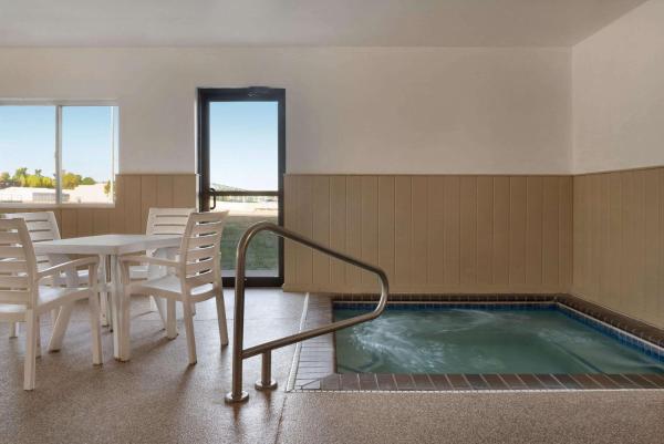 Zdjęcie 4: Super 8 by Wyndham Sioux Falls