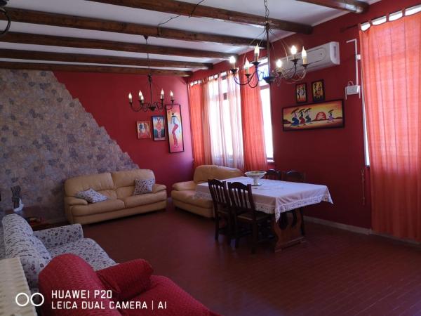 A la foto es mostra l'objecte La casa di nicola situat a la ciutat de Trapani.