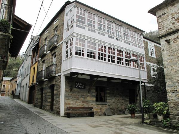 A la foto es mostra l'objecte Habitación Cuadruple con derecho a Barbacoa y patio situat a la ciutat de Cecos.
