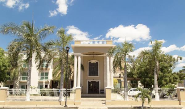 På billedet ses objektet Wyndham Merida beliggende i byen Mérida.