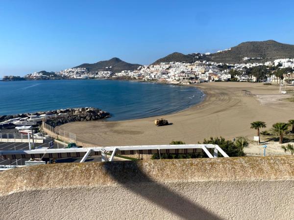 Apartamentos El Puerto - Cala Chica, Cala Grande y Barronal