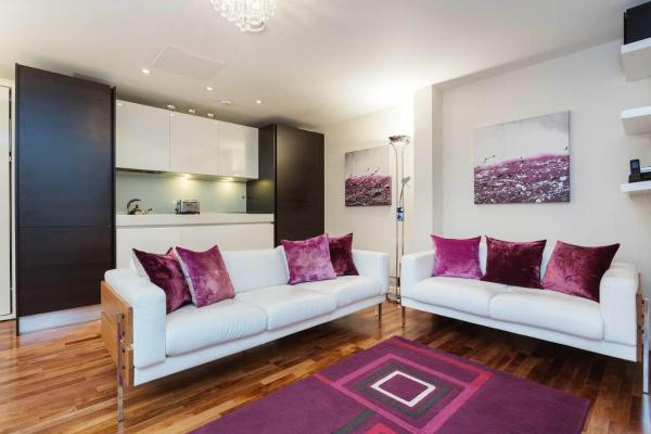 Veeve - Brilliant Barbican, London