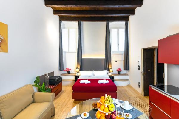 Residenza Girardi, Verona