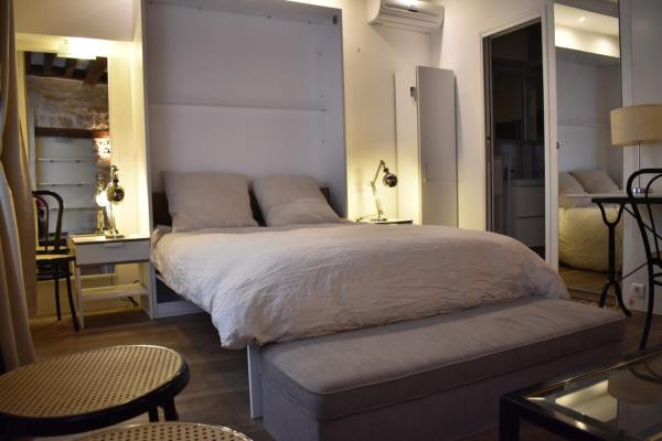 Charming studio near République and Le Marais, Paris
