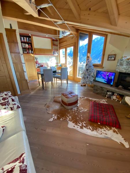 Na fotografii je vidět objekt COTTAGE LA VILLA nacházející se ve městě Oga.