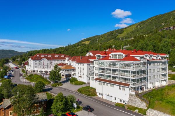 Στη φωτογραφία φαίνεται το αντικείμενο Dr. Holms Hotel που βρίσκεται στην πόλη Geilo.