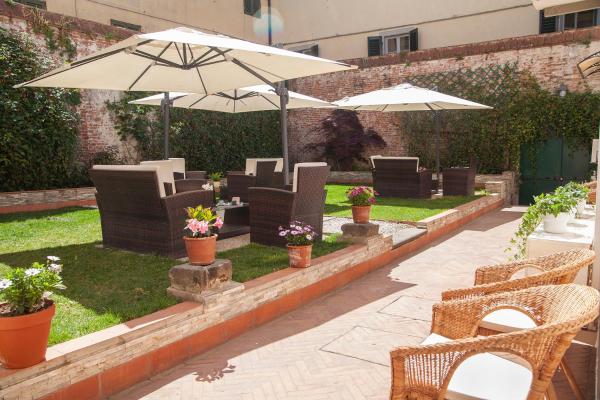 La Corte Di Lisa - Self Check In