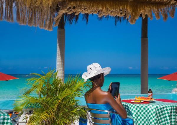 Nella foto è visibile l'oggetto Legends Beach Resort situato nella città di Negril.