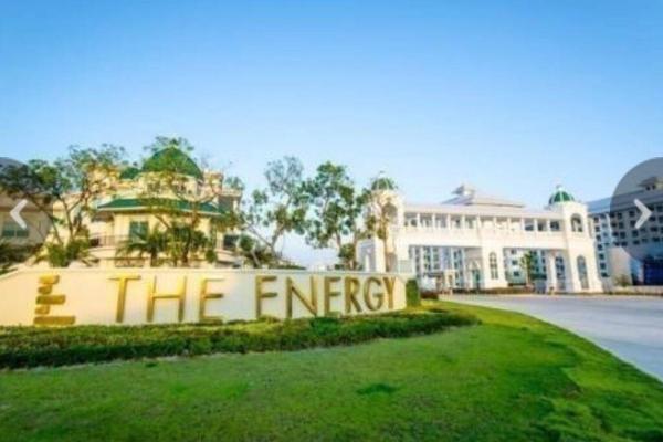 A la foto es mostra l'objecte The Energy Hunhin situat a la ciutat de Cha-am.