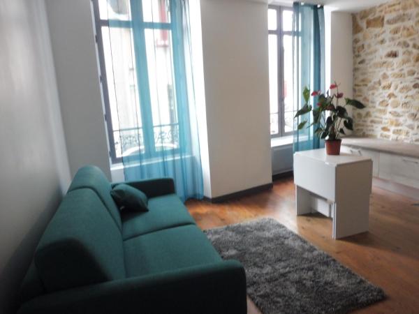 A la foto es mostra l'objecte Studio de charme au centre ville situat a la ciutat de Saint-Jacques.