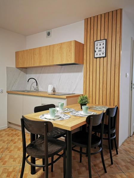 4 Pory Roku Apartamenty Domki Pokoje - Polnische Ostsee