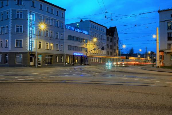 A la foto es mostra l'objecte Hotel Atlas Halle situat a la ciutat de Büschdorf.