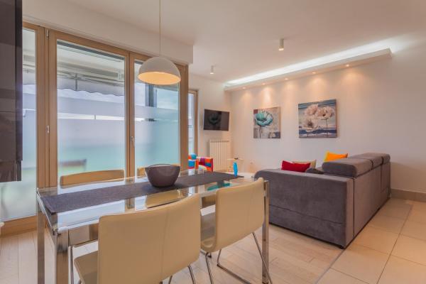 Na zdjęciu widoczny jest obiekt Apartman LAURA położony w mieście Rijeka.