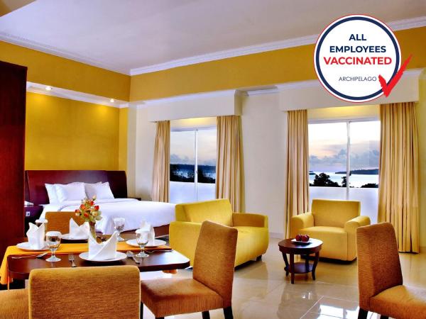 Na foto é possível ver o objeto Aston Niu Manokwari Hotel & Conference Center localizado na cidade de Manokwari.