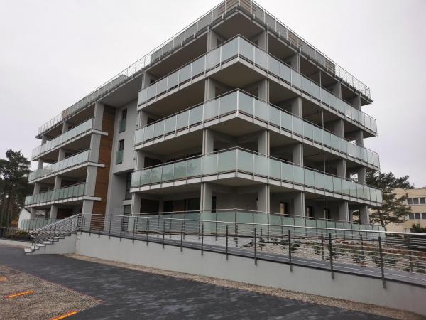 A la foto es mostra l'objecte Apatrament Krewetka situat a la ciutat de Rowy.