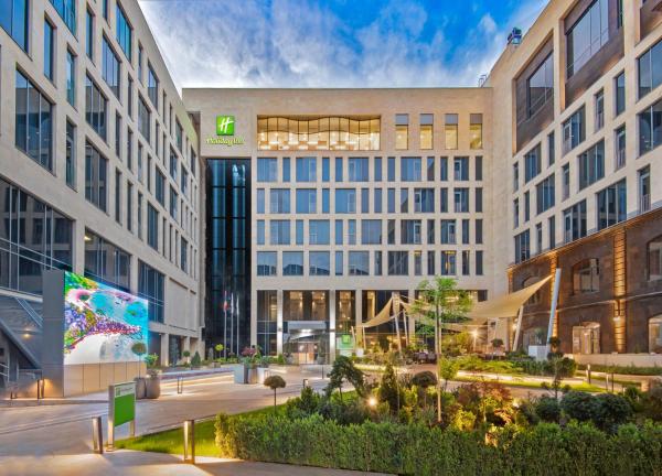 På billedet ses objektet Holiday Inn Yerevan - Republic Square by IHG beliggende i byen Jerevan.