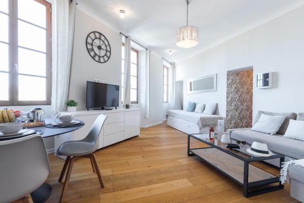 A la foto es mostra l'objecte Gorgeous 1 Bdr with gardens view in the Old Town situat a la ciutat de Niça.