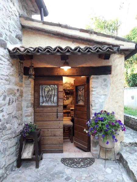 På billedet ses objektet Mulino Sandaci - Casa Vacanze beliggende i byen Secchiano.