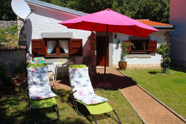 A la foto es mostra l'objecte One-Bedroom Holiday Home in Povile I situat a la ciutat de Povile.
