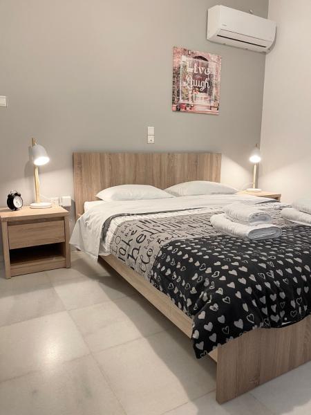 På billedet ses objektet Aggelikis House beliggende i byen Spáta.