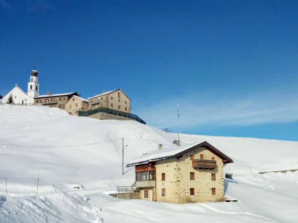 A la foto es mostra l'objecte Casa Rainolter situat a la ciutat de Livigno.