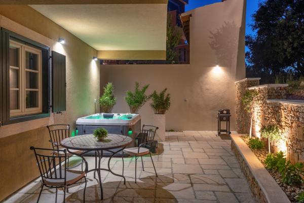 Teona Luxury Apartment With Jacuzzi And Terrace Sea View - Isla Dugi