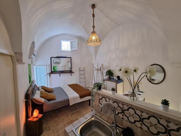 På billedet ses objektet Biancostuni 81 beliggende i byen Ostuni.