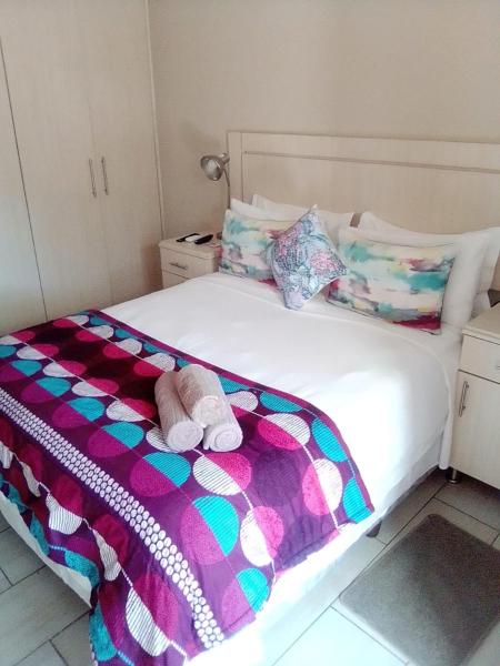 A la foto es mostra l'objecte LightStone Guesthouse situat a la ciutat de Centurion.
