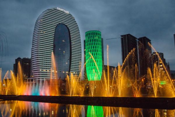 Your Sunshine Apartments in Alliance Palace, Batumi
